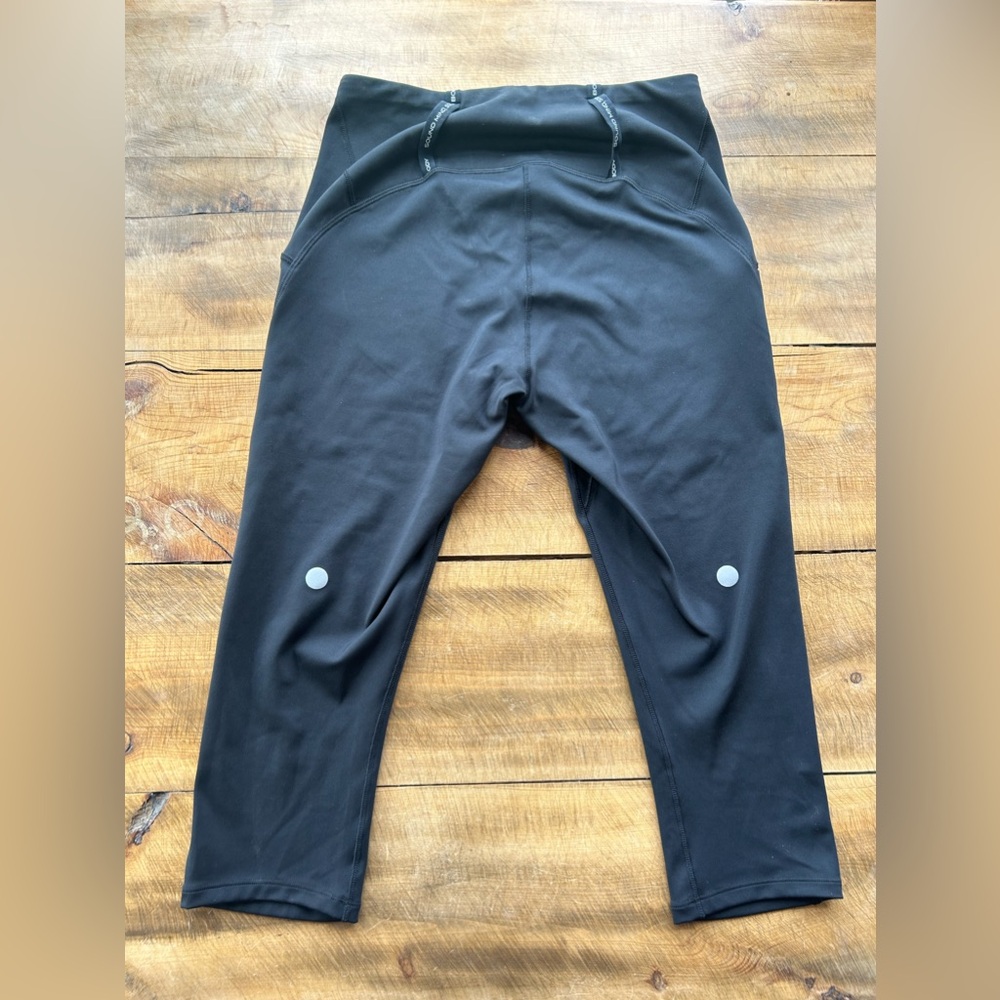 ASICS Capri Cropped Leggings